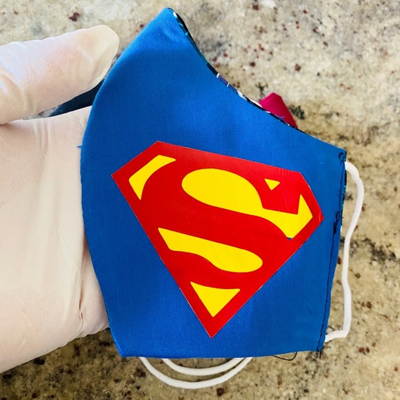 Superman mask - Picture 2 of 2